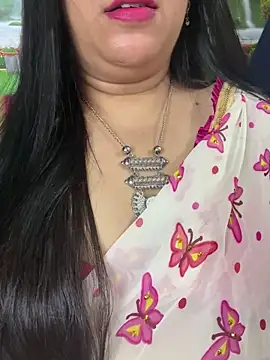 Snapshot of FlatVincy4 chatting on October 2025 05:31:02 AM FlatVincy4 online show from October 2025 05:31:02 AM