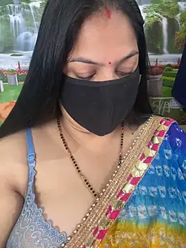 Snapshot of FlatVincy4 chatting on November 2025 04:14:01 AM FlatVincy4 online show from November 2025 04:14:01 AM