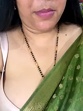 Snapshot of FlatVincy4 chatting on November 2025 04:42:01 PM FlatVincy4 online show from November 2025 04:42:01 PM