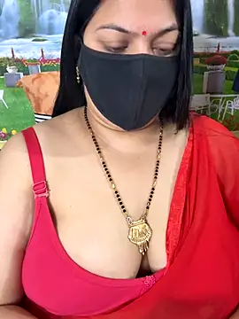 Snapshot of FlatVincy4 chatting on November 2025 04:22:02 AM FlatVincy4 online show from November 2025 04:22:02 AM