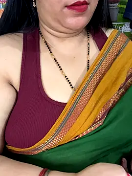 Snapshot of FlatVincy4 chatting on November 2025 04:27:02 PM FlatVincy4 online show from November 2025 04:27:02 PM