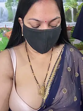 Snapshot of FlatVincy4 chatting on November 2025 03:39:02 AM FlatVincy4 online show from November 2025 03:39:02 AM