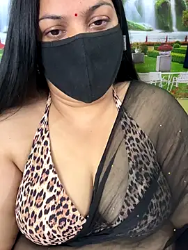 Snapshot of FlatVincy4 chatting on November 2025 09:37:02 AM FlatVincy4 online show from November 2025 09:37:02 AM