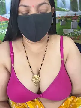 Snapshot of FlatVincy4 chatting on November 2025 03:56:01 AM FlatVincy4 online show from November 2025 03:56:01 AM