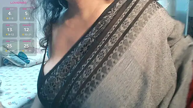 Snapshot of hot_menka chatting on April 2026 09:11:02 AM hot menka online show from April 2026 09:11:02 AM