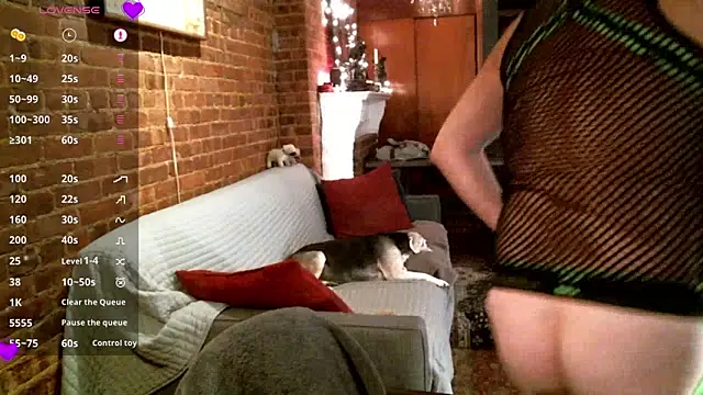 Johnny Bottoms online show from March 2025 10:09:02 PM