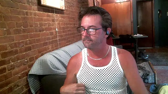 Johnny Bottoms online show from September 2025 01:21:01 PM