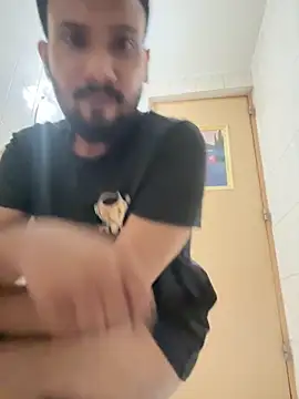 Snapshot of GildanK18 chatting on November 2025 05:56:02 PM GildanK18 online show from November 2025 05:56:02 PM