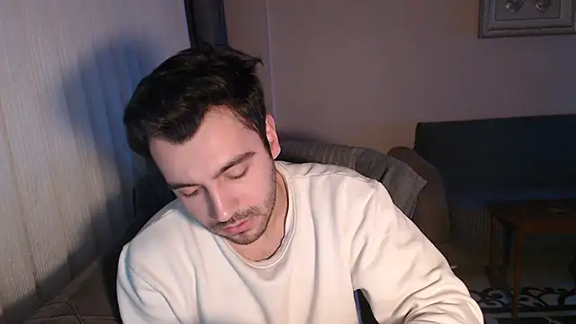 handsomeee04 online show from October 2025 01:13:02 AM