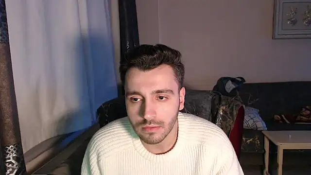 handsomeee04 online show from February 2026 09:44:01 PM