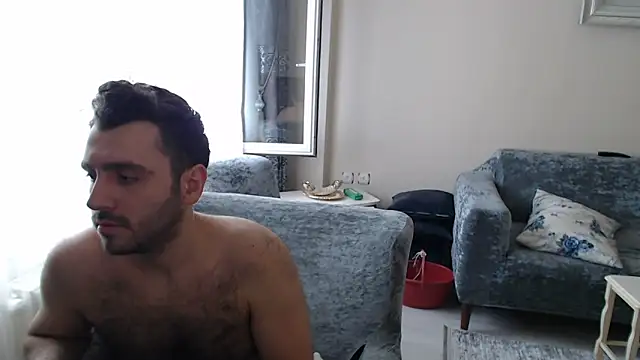 handsomeee04 online show from May 2026 11:29:02 AM