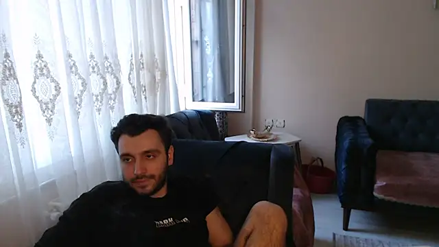 handsomeee04 online show from June 2026 03:08:02 AM