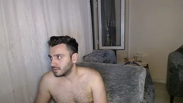 handsomeee04 online show from July 2026 12:17:01 AM