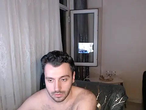 handsomeee04 online show from July 2026 11:10:02 PM