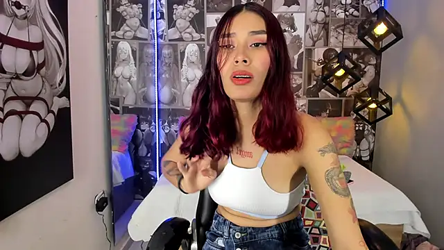 Snapshot of Nicole_Angels_ chatting on February 2025 02:21:01 PM Nicole Angels online show from February 2025 02:21:01 PM