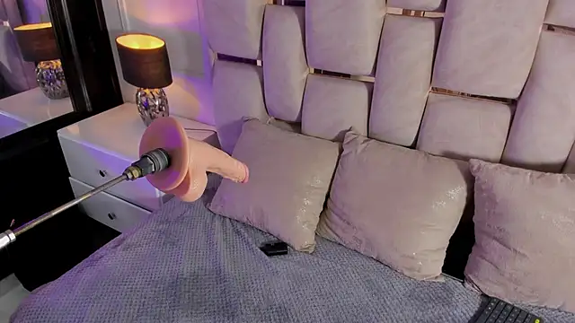 Iliy   online show from February 2025 02:37:01 PM