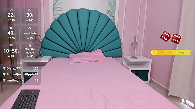 Snapshot of Daphne_Fox_ chatting on January 2025 10:34:01 PM Daphne Fox online show from January 2025 10:34:01 PM