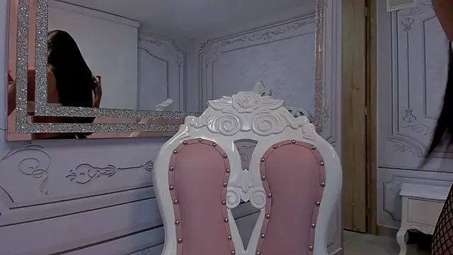 Snapshot of Daphne_Fox_ chatting on March 2025 04:08:02 AM Daphne Fox online show from March 2025 04:08:02 AM