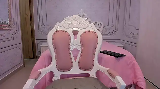 Snapshot of Daphne_Fox_ chatting on March 2025 12:09:02 PM Daphne Fox online show from March 2025 12:09:02 PM