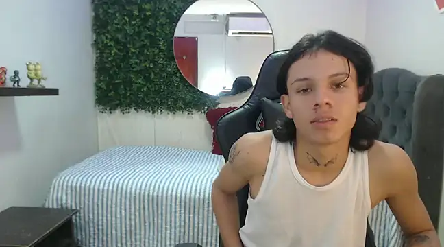 andy dan18 online show from January 2025 01:53:01 PM