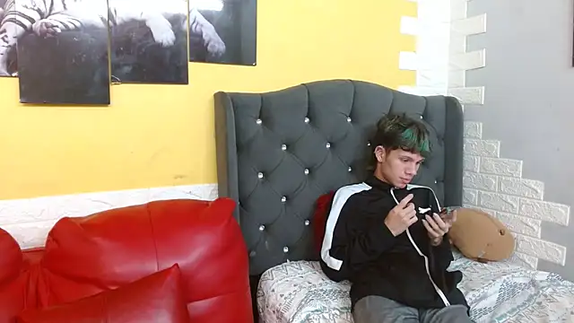 andy dan18 online show from February 2026 07:52:02 PM