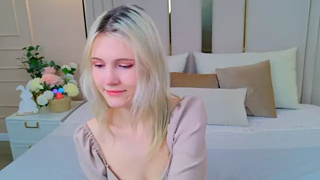 NellieLoyns online show from April 2026 05:24:01 PM