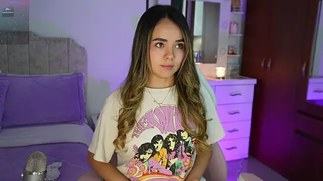 Hannah-Rose online show from April 2026 01:50:01 AM