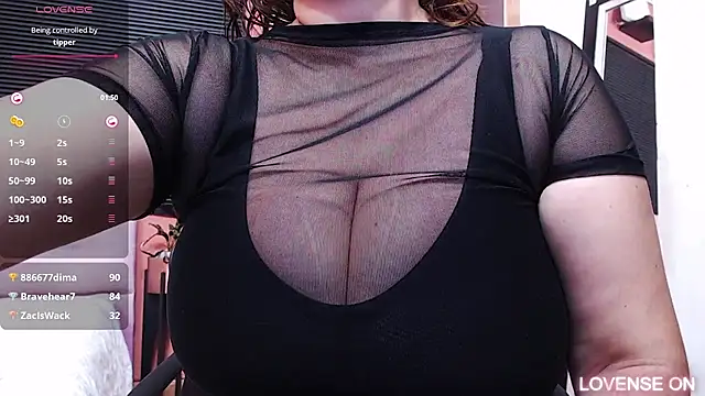 Snapshot of MommyHelpsmee chatting on March 2025 10:49:01 PM MommyHelpsmee online show from March 2025 10:49:01 PM