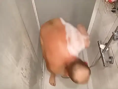 Snapshot of Arturoooo40 chatting on February 2025 10:50:02 PM Arturoooo40 online show from February 2025 10:50:02 PM