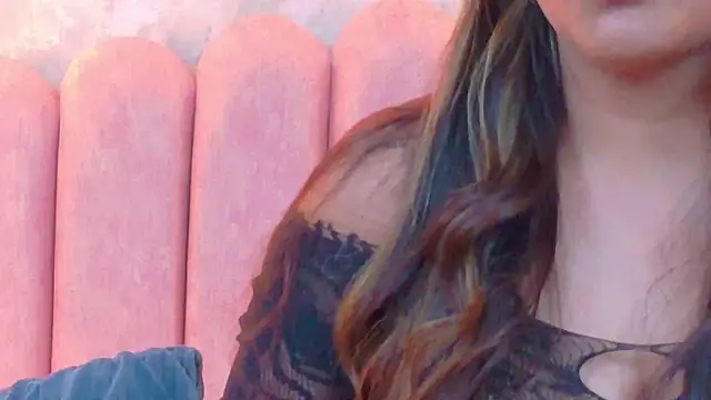 MiaLaurents online show from November 2025 04:34:02 AM