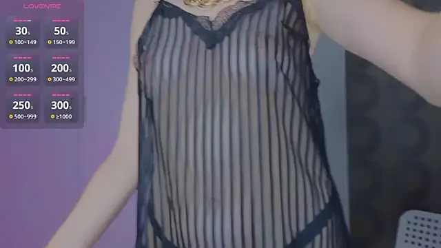Cuteroxyfoxy online show from July 2026 03:18:01 PM