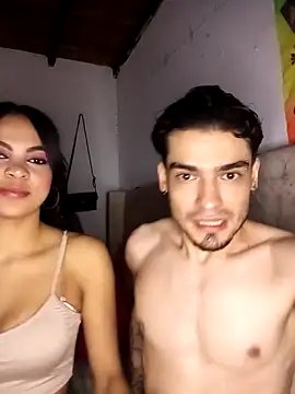 Snapshot of BlakeandRouse chatting on January 2026 02:04:01 AM BlakeandRouse online show from January 2026 02:04:01 AM