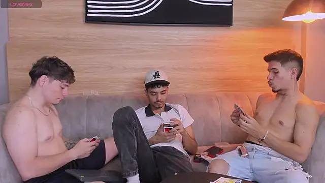 hell twink online show from September 2025 10:04:01 PM