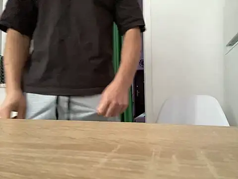 Snapshot of couplehot992 chatting on December 2024 01:07:02 PM couplehot992 online show from December 2024 01:07:02 PM