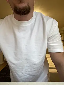 Snapshot of couplehot992 chatting on February 2025 03:08:01 PM couplehot992 online show from February 2025 03:08:01 PM