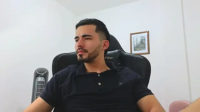 Massimoo 07 online show from January 2025 08:07:02 PM