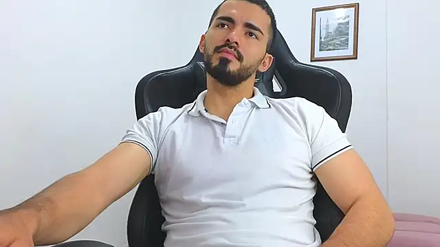 Massimoo 07 online show from March 2025 10:34:02 PM