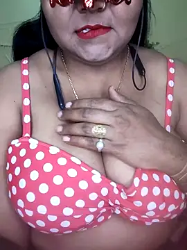 LustyBhabhi online show from November 2025 01:33:02 PM