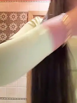 AndreaMood online show from February 2025 07:15:01 AM