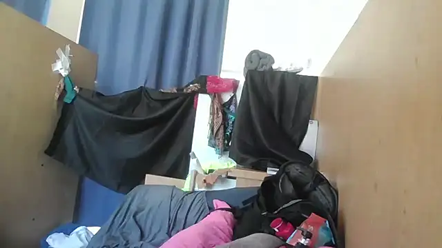 Dnasty408 online show from November 2025 08:21:01 PM