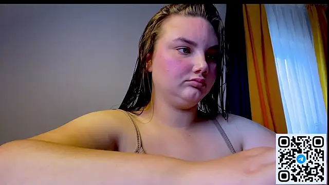Snapshot of Dreamyblushfairy chatting on July 2026 02:13:01 PM Dreamyblushfairy online show from July 2026 02:13:01 PM