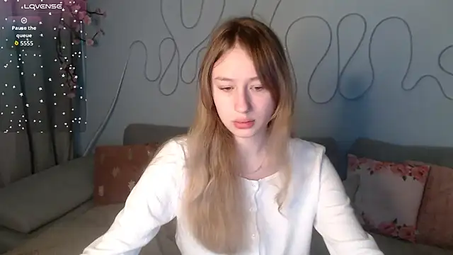 Haley Vixen online show from December 2025 09:03:01 AM