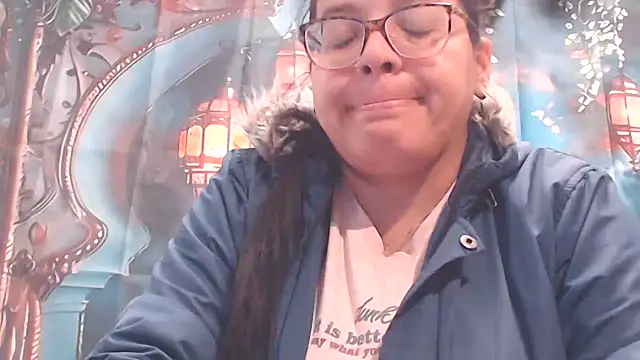 Tanyabigtits online show from November 2025 02:06:01 PM