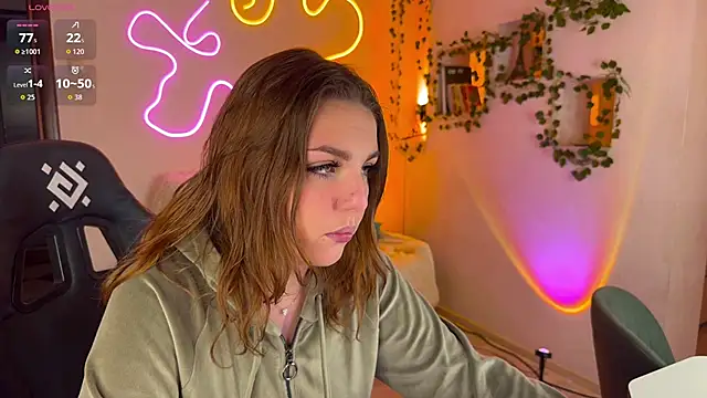 RobertAndLinela online show from October 2025 12:49:01 PM