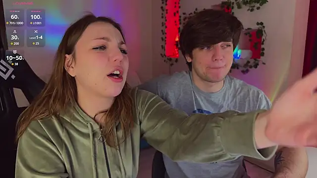 RobertAndLinela online show from April 2026 05:27:01 AM