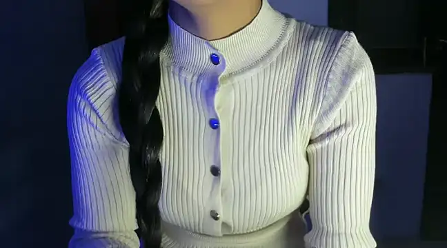 Snapshot of Somiya87 chatting on December 2024 09:40:02 PM Somiya87 online show from December 2024 09:40:02 PM