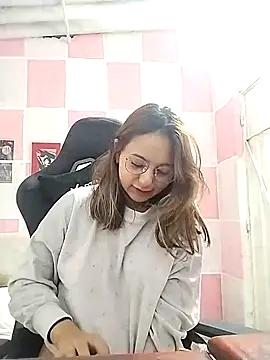 Paulina mosh online show from March 2025 01:45:01 AM