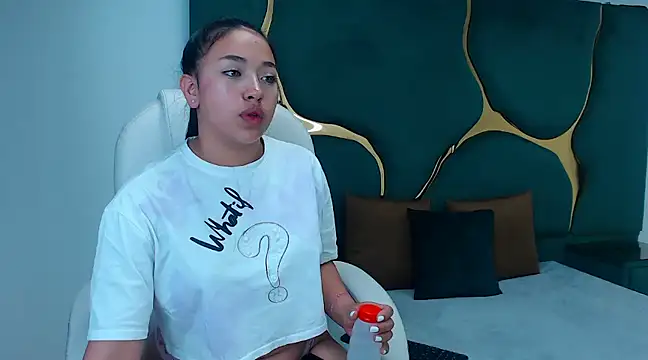 IsabellRodriguez18 online show from February 2025 04:37:02 AM