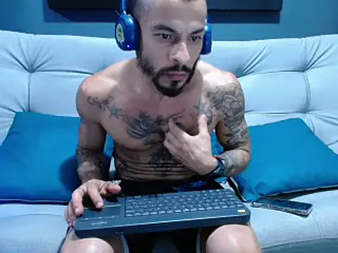 callme douglas online show from January 2025 11:33:01 PM