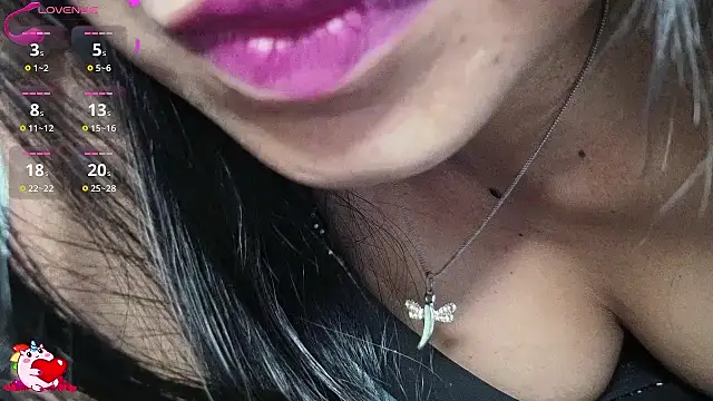 sexyhoney27 online show from October 2025 05:30:01 PM